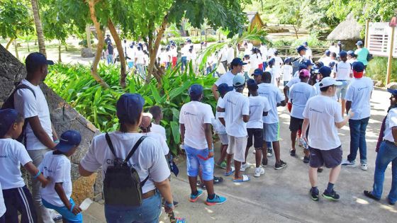 Cim Finance emmène des enfants  au Casela 