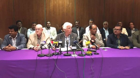 Paul Bérenger : «Pravind Jugnauth est l’otage de fauteurs de  troubles»