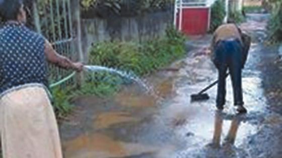 À l’avenue Samy, Moka : des gravats à la place du coaltar