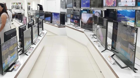 Courts Mammouth : ouverture de la succursale new look de Bell-Village