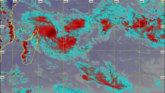 Tempête Enawo : «Il est trop tôt pour émettre une alerte cyclonique», selon la météo