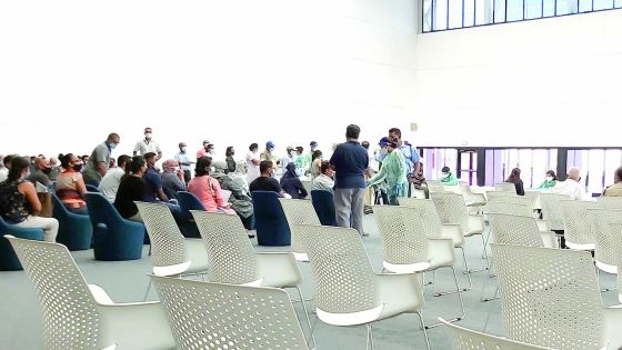 Covid-19 : 90 % des membres du personnel de la Santé vaccinés