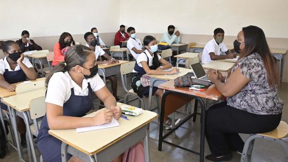 Calendrier scolaire : l’option d’un 4e trimestre évoquée