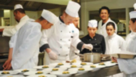 Hôtellerie : 2 000 jeunes déscolarisés formés
