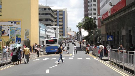 Après les festivités : lente reprise des activités dans le secteur privé