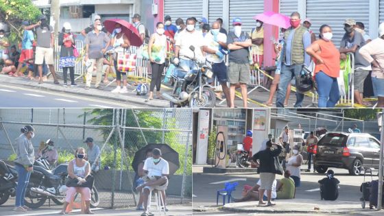 [En images] Sainte-Croix : longue file d’attente devant les supermarchés 