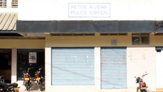 Vol d’une chaîne en or : important déploiement policier pour arrêter trois suspects