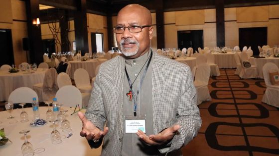 Conférence sur les addictions - Le père Grégoire : «Maintenant tout est une question de collaboration»