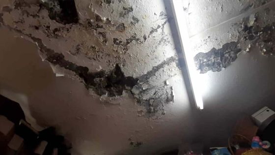 NHDC de Beau-Vallon : le toit de son appartement menace de lui tomber dessus 