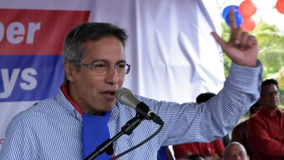 À Quatre-Bornes : virulente sortie de Xavier-Luc Duval contre le MMM