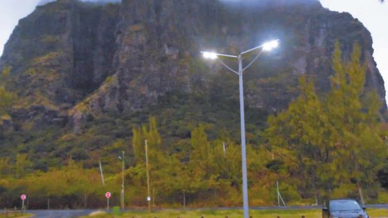 Beach Authority : les lampadaires solaires feront fondre la facture d’électricité