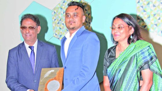 Yaasin Pohrun : lauréat de la meilleure production radiophonique