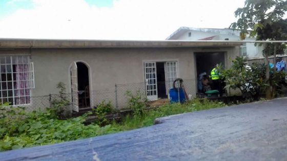 New Grove : un homme retrouvé mort, la police soupçonne un «foul play»