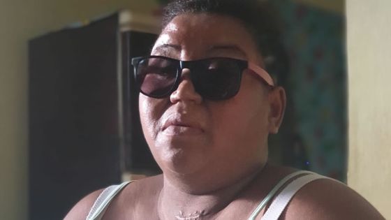 Agressée à la soude caustique, elle est devenue aveugle - Cindy crie : «Mo anvi trouv figir mo bann zanfan»