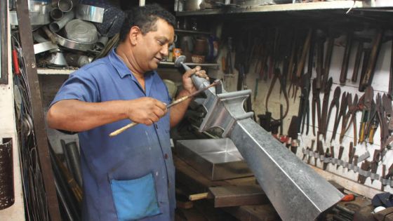 À Curepipe - Vishnu Deonanan : l’héritier d’une lignée de ferblantiers