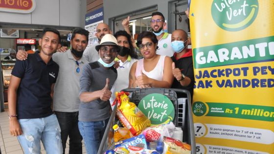Jeu «Rempli to caddie» sur Radio Plus : Malika Armoogum remporte un caddie d’une valeur de Rs 5 414