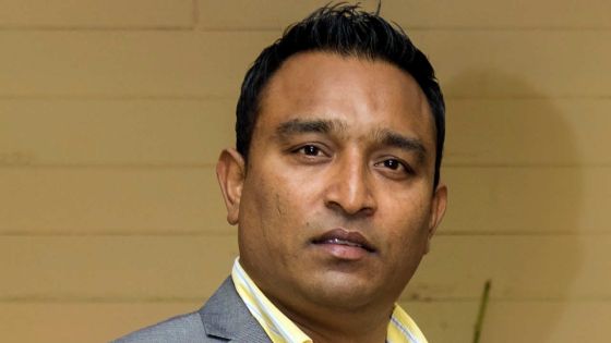 Deepak Doolooa : un homme d’affaires parti de rien !