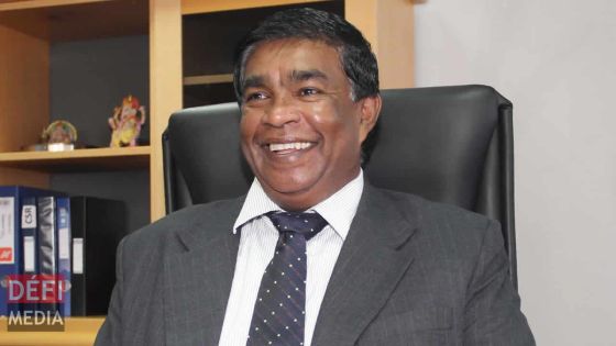 Un président en voyage : Pradeep Roopun et sa famille en pèlerinage en Inde