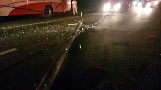 Un pylône provoque un accident