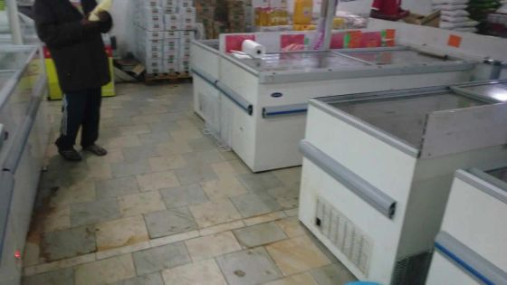 Sécurité alimentaire : Un congélateur en panne dans un supermarché