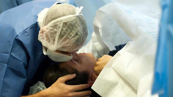 Sur une base pilote : les papas autorisés à assister aux césariennes à l’hôpital Jeetoo