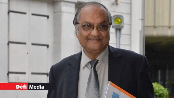 Décès du secrétaire financier Dev Manraj 