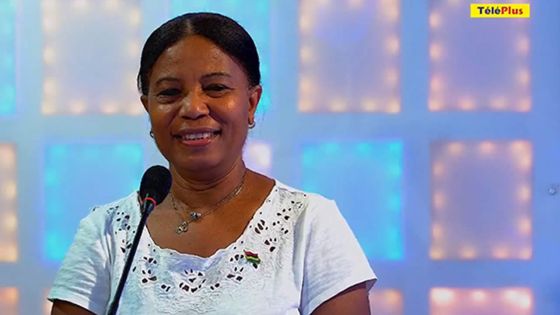 « Le Champion du Midi » : la gagnante Marie-Anne Soodrum a rencontré Amitabh Bachchan