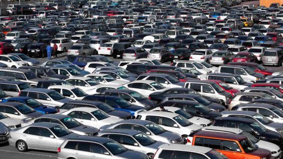 Automobile : les ventes stables en avril 2017