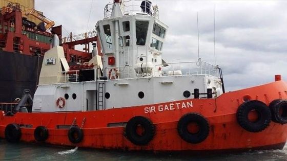 Naufrage du Sir Gaëtan : l’extraction des 25 tonnes de diesel a démarré