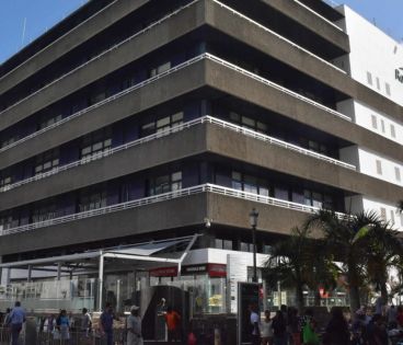 Rogers a offert Rs 7 millions aux partis politiques