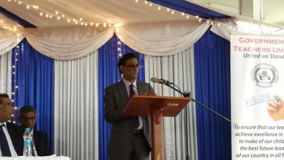 Barlen Vyapoory : «Fouillez les cartables si besoin est»