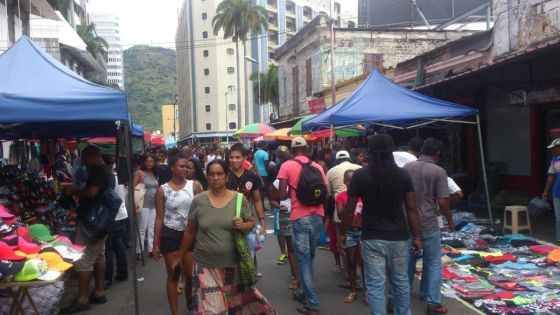 Pension and year-end bonus : impact on consumption and the economy