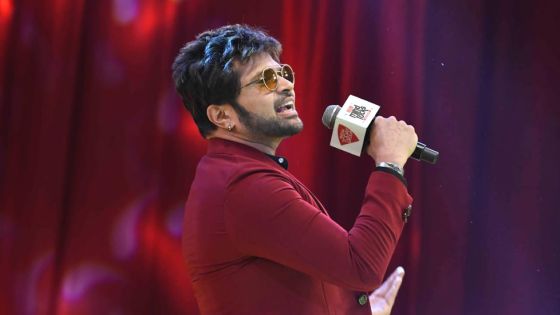 Indian Idol Saison 11 : Anu Malik remplacé par Himesh Reshammiya