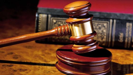 LARCENY WITH VIOLENCE BY TWO INDIVIDUALS : appeal rejected, but the Appeal Court orders a deduction of 607 days on remand out of the 5 years’ imprisonment