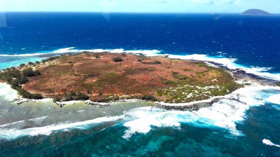 Leur embarcation chavire à la passe îlot Gabriel: 4 jeunes secourus en mer