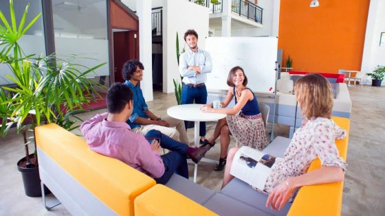 Affaires : les incubateurs à la rescousse des startups et des PME