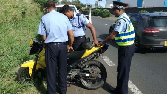 Calebasse : collision entre une moto et une voiture, le motocycliste blessé
