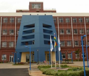 MBC: 800 employés en surnombre