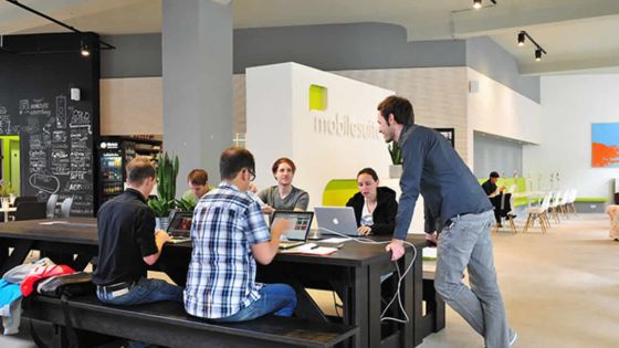 Coworking - Espace de travail partagé : trois avantages pour les entrepreneurs 