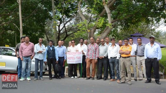 À l’hôtel La Pirogue - Des taximen se plaignent d’un « business parallèle »