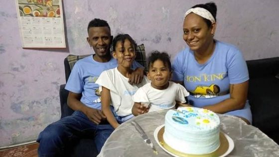 Lynnsha la guerrière : elle reprend le chemin de l’école après 3 ans de lutte contre le cancer