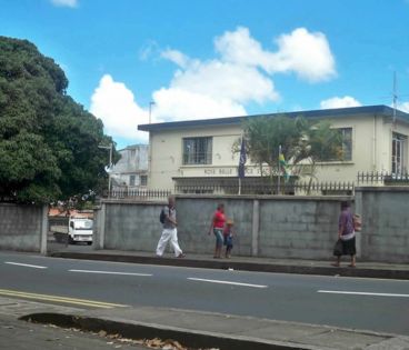 Le corps carbonisé d’une femme découvert à son domicile ; un homme retrouvé mort à Grand-Baie