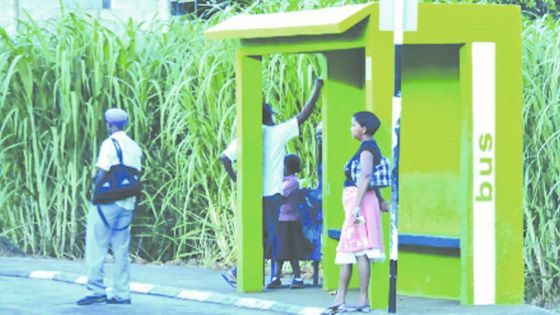 Dans le Sud : des drains et des abribus réclamés à Camp-Charlot