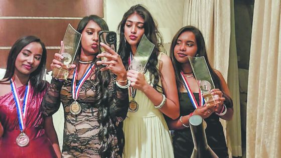 JA Africa Company of the Year Competition au nigeria - Brillante performance du collège Lorette de St-Pierre : L’équipe mauricienne décroche cinq médailles et se classe deuxième