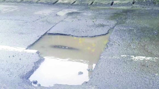 À Plein-Bois, L’Escalier : attention au nid-de-poule !