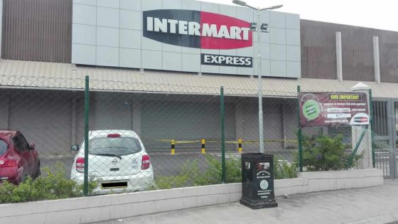 Rs 300000 d’articles emportés d’Intermart de Chebel