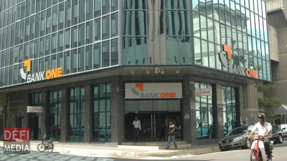Des frais de Rs 50 imposés sur les retraits inférieurs à Rs 20 000 aux comptoirs de Bank One : la banque s'explique