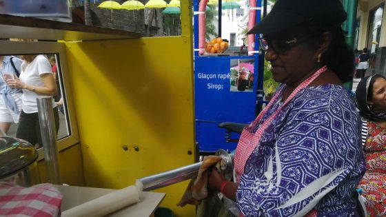 Gâteaux d’antan : Nirmala Yagambrum perpétue la tradition du poutou