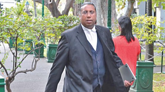 Attendu ce matin de l’Afrique du Sud : Me Kailash Trilochun affirme être « persécuté »