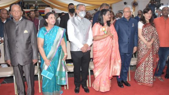 Durant une fonction dans le cadre de la fête Divali : le Premier ministre annonce une ligne de crédit de Rs 12 milliards de l’Inde